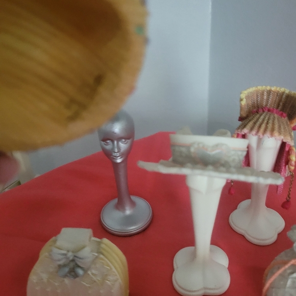 PEARLED VELVET VINTAGE WILLOW HALL AGE OF ELEGANCE 9 PIECES - Picture 9 of 16